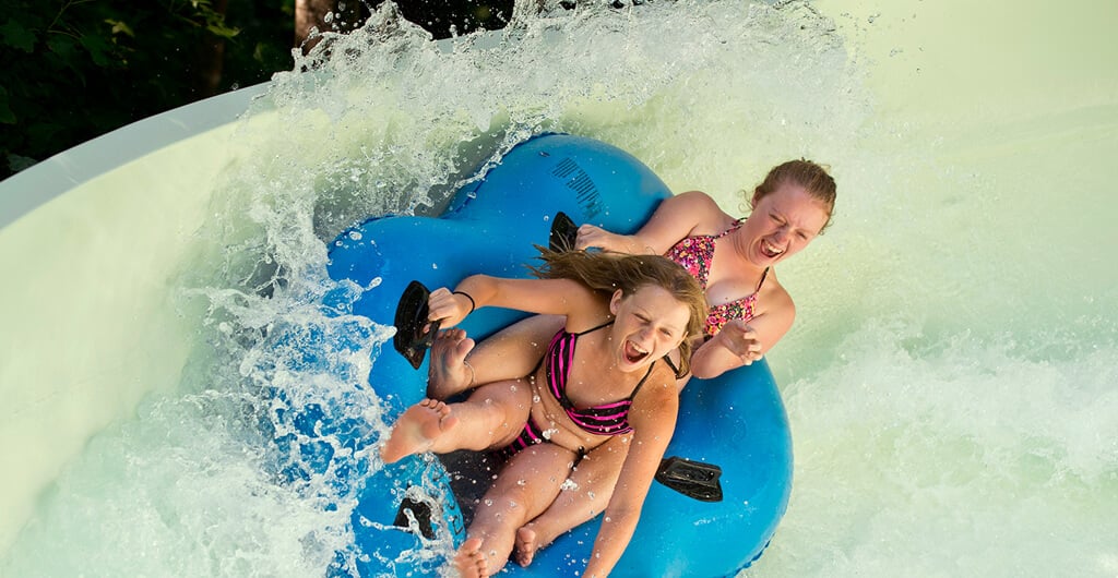 Malibu Pipeline - flume tube slide at Water Country USA
